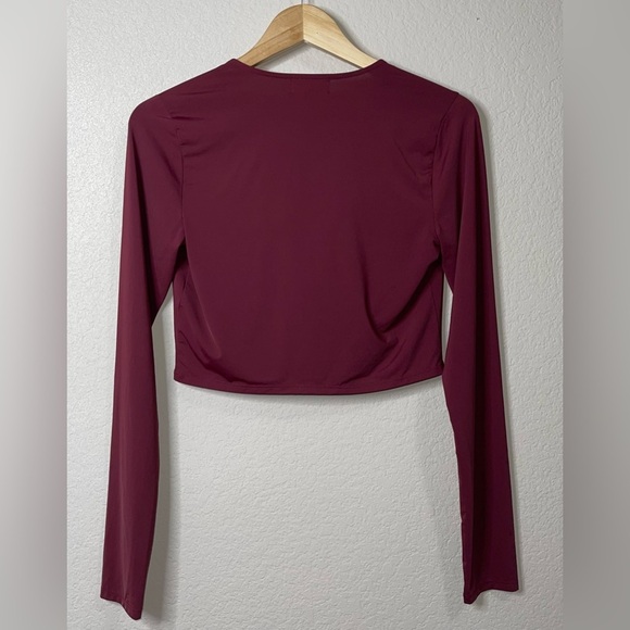 Open Edit Cowl Neck Long Sleeve Crop Top Size Small Burgundy London NWOT - Picture 3 of 7